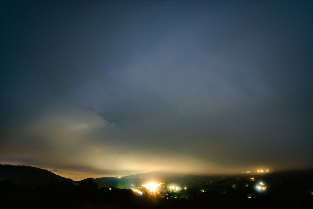 2025年6月2日ビーナスラインにある白樺湖展望台からの夜空